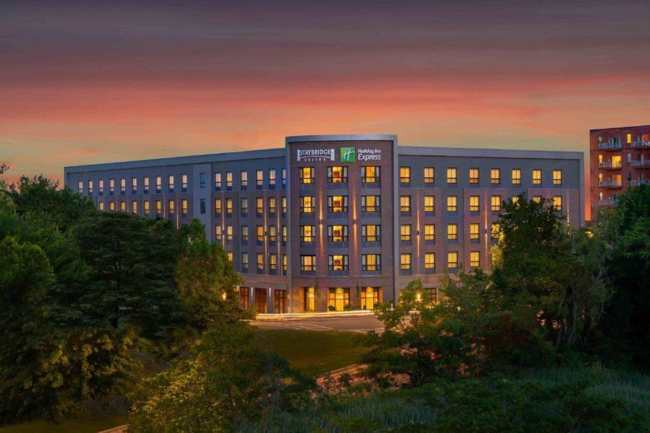 Staybridge Suites - Quincy By Ihg Экстерьер фото